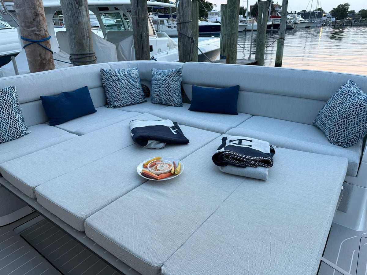 2023 Azimut Verve 47 47.0 feet, Riverside, CT #108