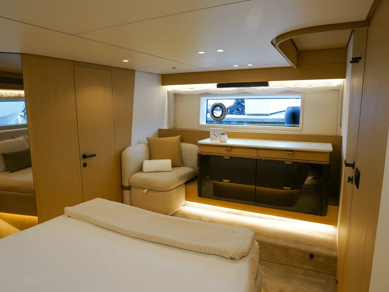 2026 Azimut Fly 62 62.0 feet, Huntington, NY #50