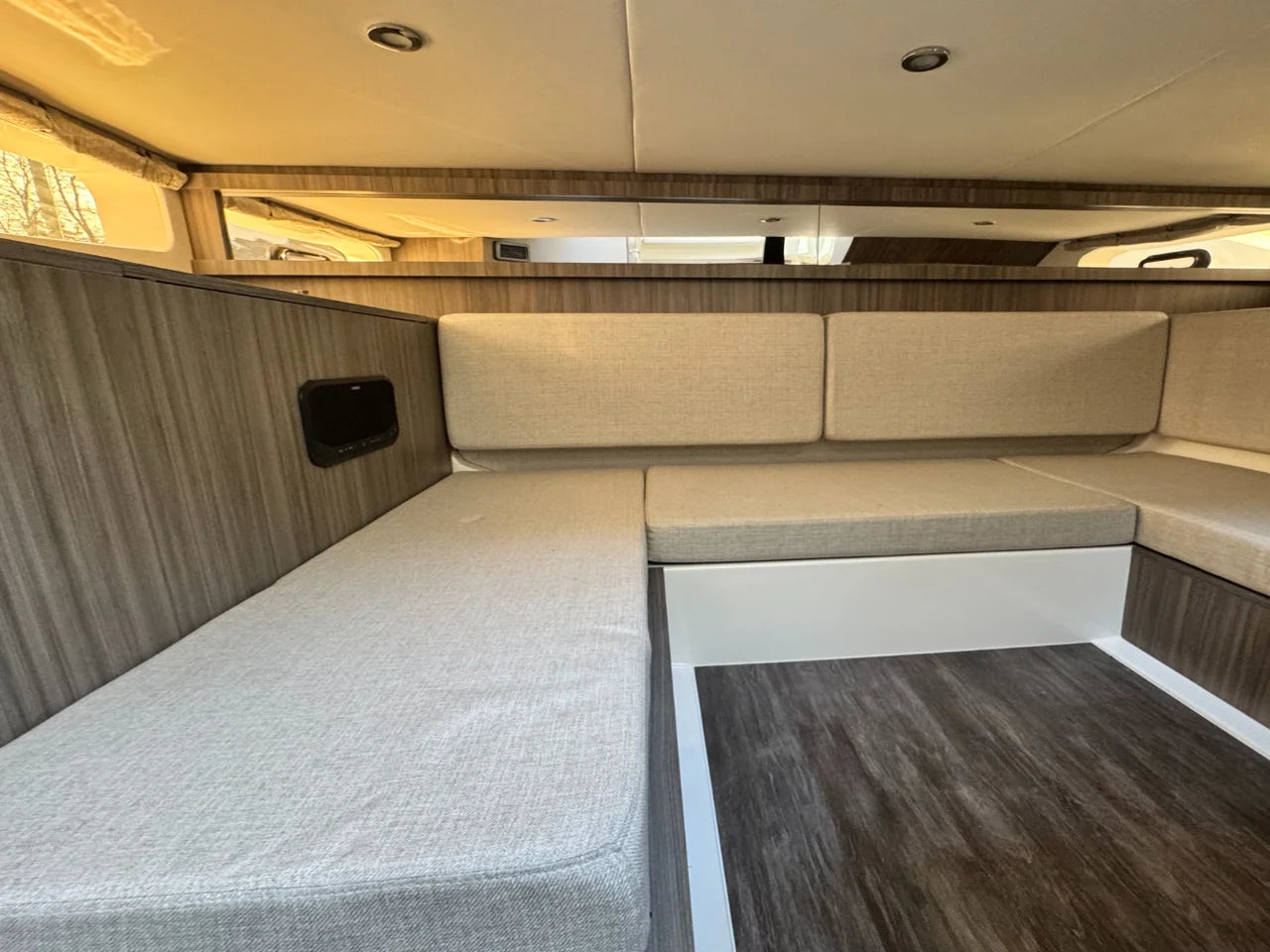 2026 Sea Ray Sundancer 370 Outboard 37.0 feet, Huntington, NY #30