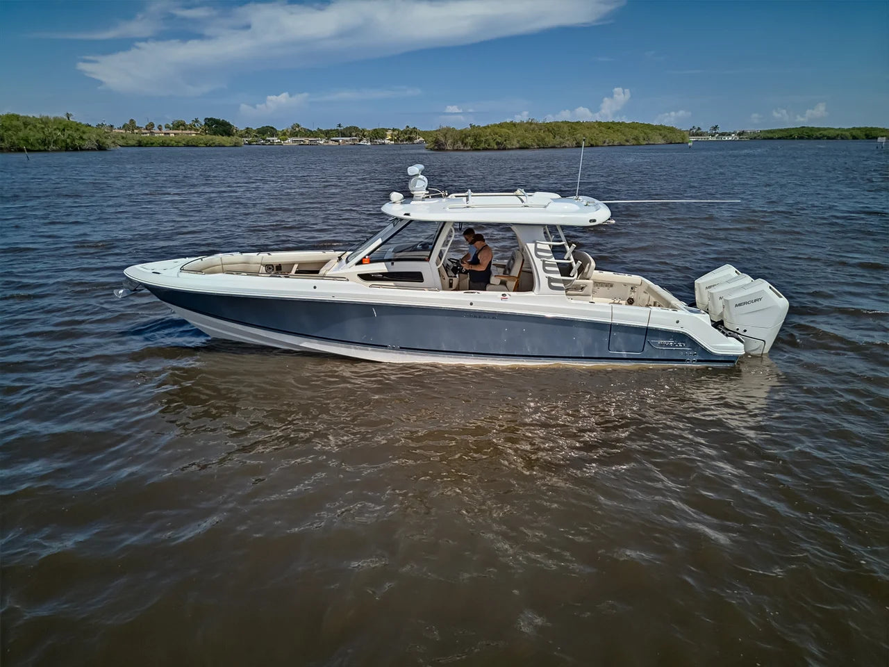2025 Boston Whaler 350 REALM 35.0 feet, Stuart, Florida #8