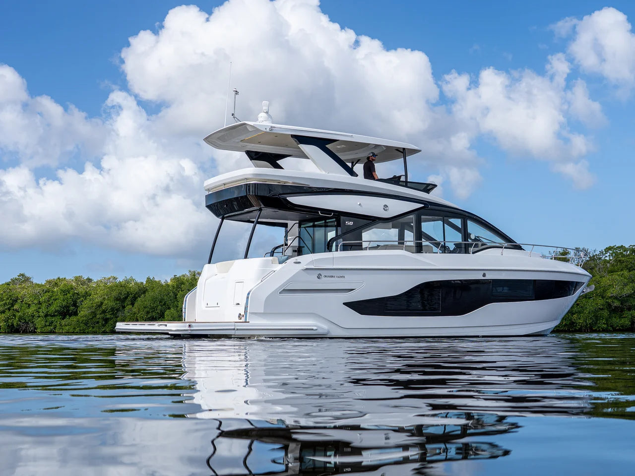 2026 Cruisers Yachts 50 FLY 50.0 feet, Fort Myers, FL #9