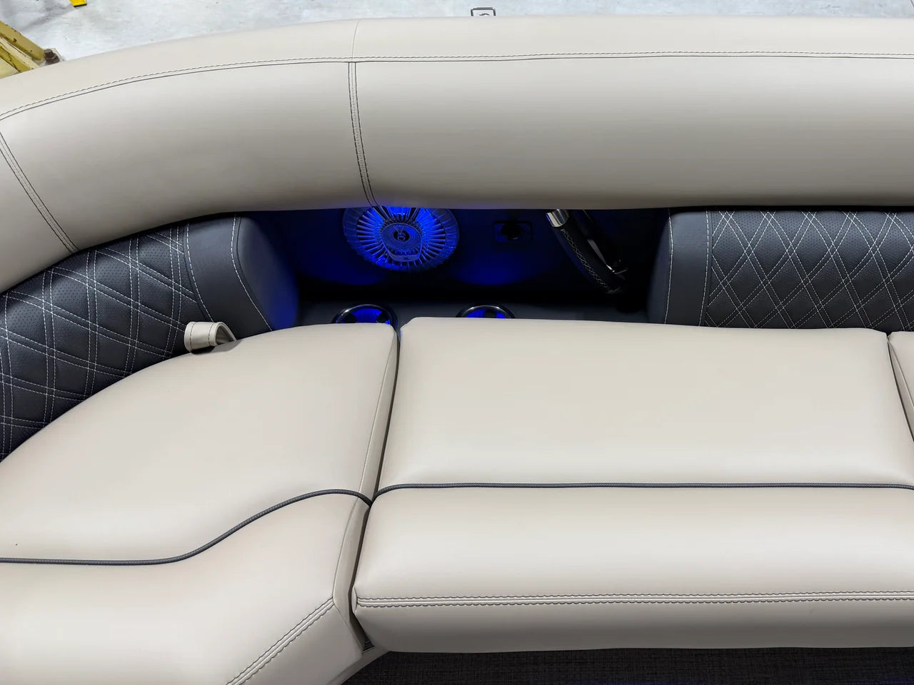 2027 Barletta LUSSO25QCSS 25.0 feet, Crosslake, Minnesota #15