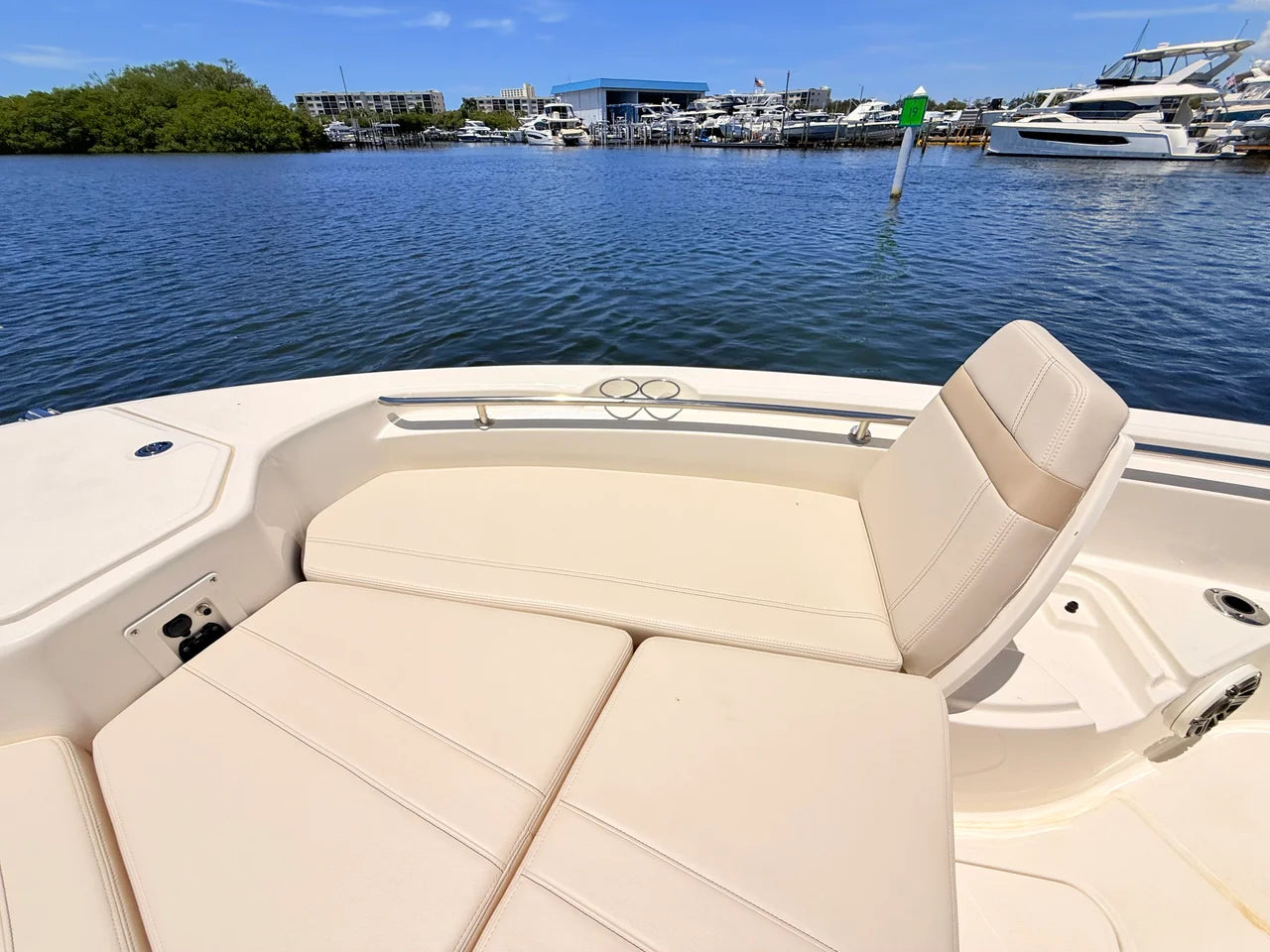 2027 Boston Whaler 280 Dauntless 28.0 feet, St Petersburg, FL #52
