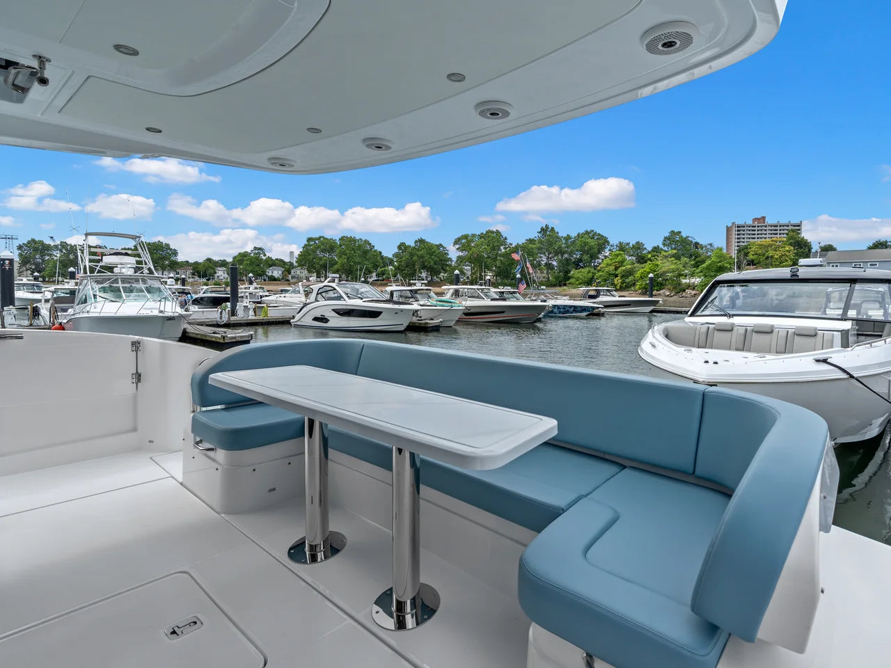 2026 Cruisers Yachts 57 FLY 57.0 feet, Quincy, MA #12
