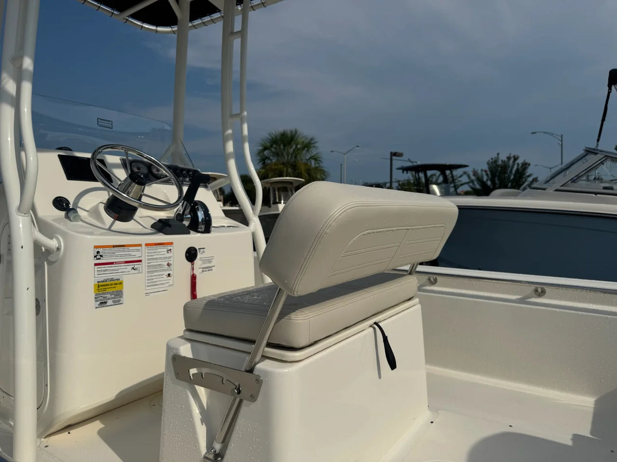 2027 Boston Whaler 190 Montauk 19.0 feet, Gulf Shores, AL #8