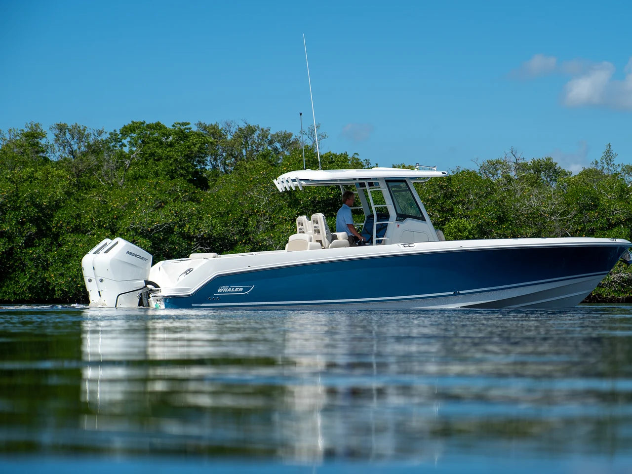 2026 Boston Whaler 330 Outrage 33.0 feet, Fort Myers, FL #32