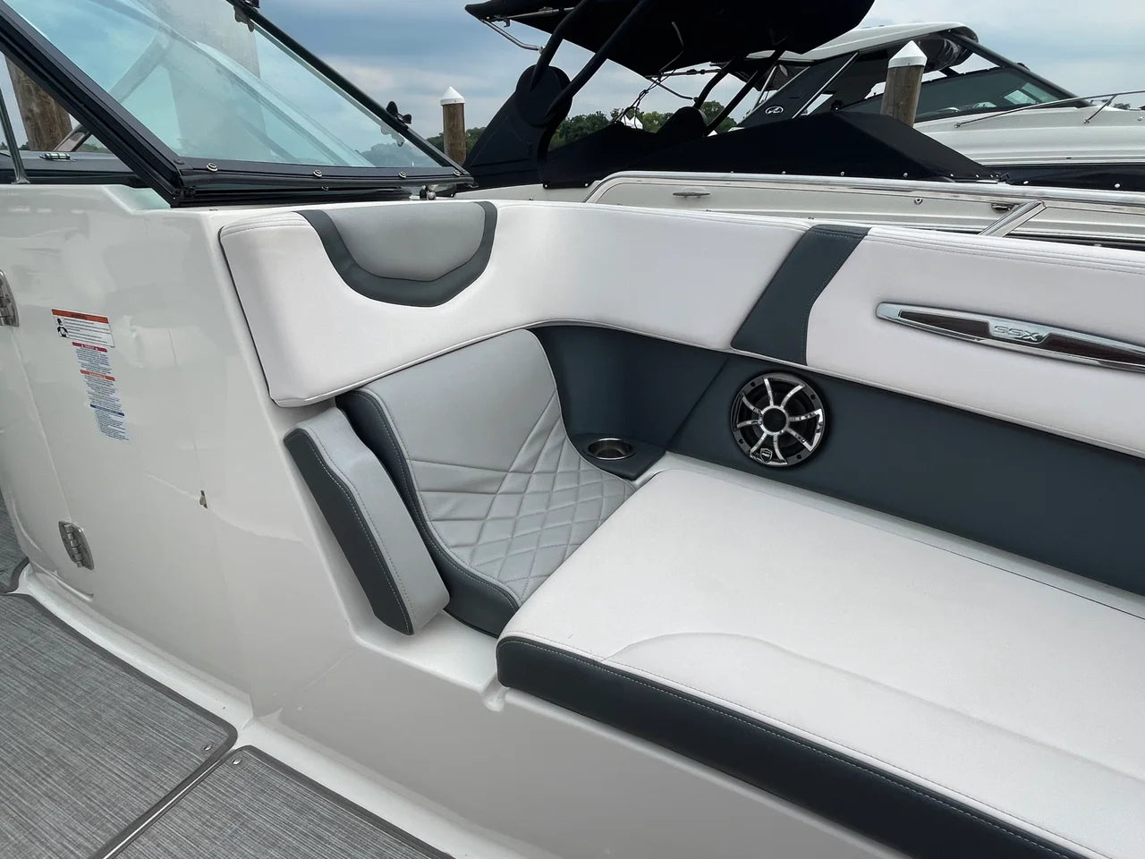 2019 Chaparral 297 SSX SURF 29.0 feet, Excelsior, Minnesota #13