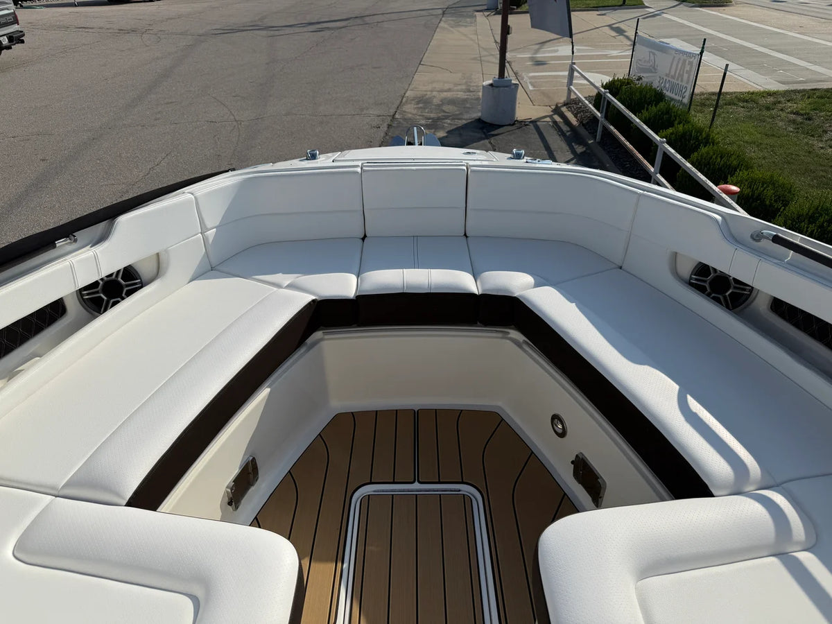 2027 Sea Ray SLX 310 31.0 feet, Osage Beach, MO #15