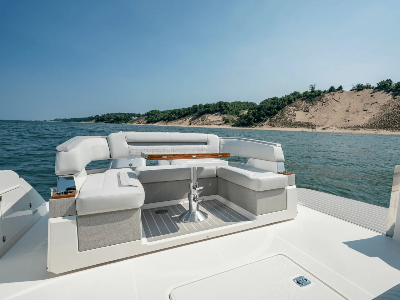2025 Tiara Yachts LS 43 43.0 feet, Inuvik, Northwest Territories #44