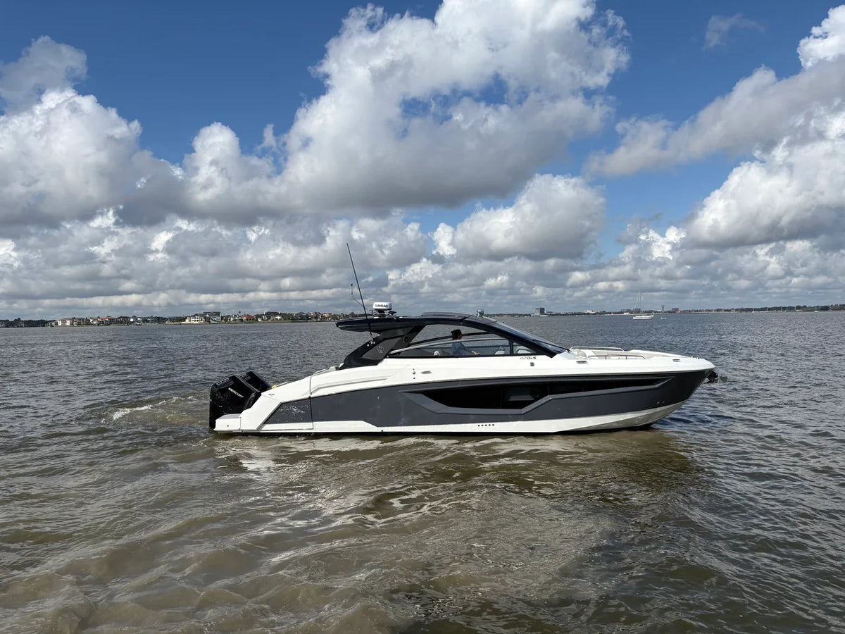 2025 Cruisers Yachts 42 GLS Outboard 42.0 feet, Pensacola, Florida #4
