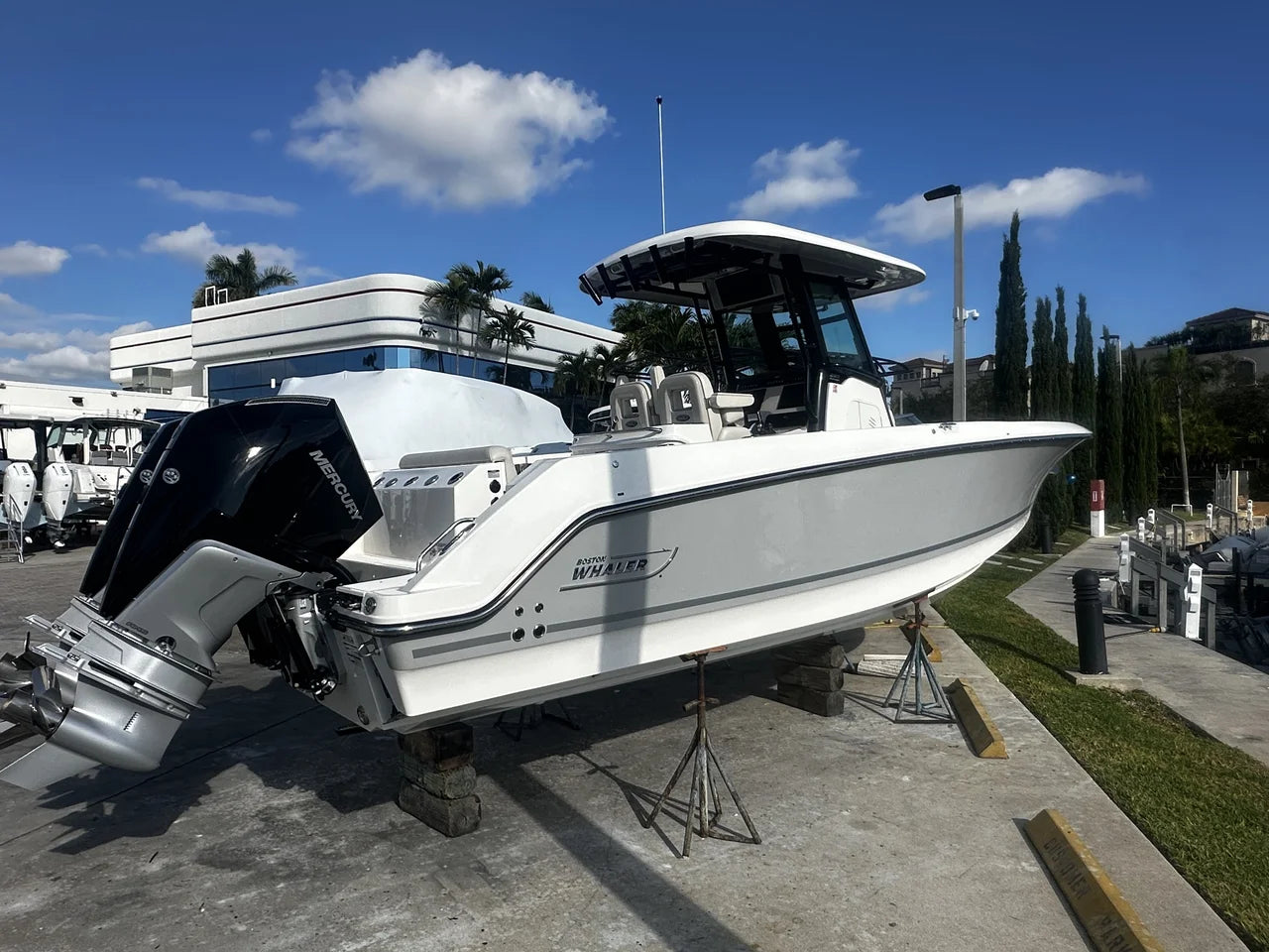 2026 Boston Whaler 280 Outrage 28.0 feet, Pompano Beach, Florida #4