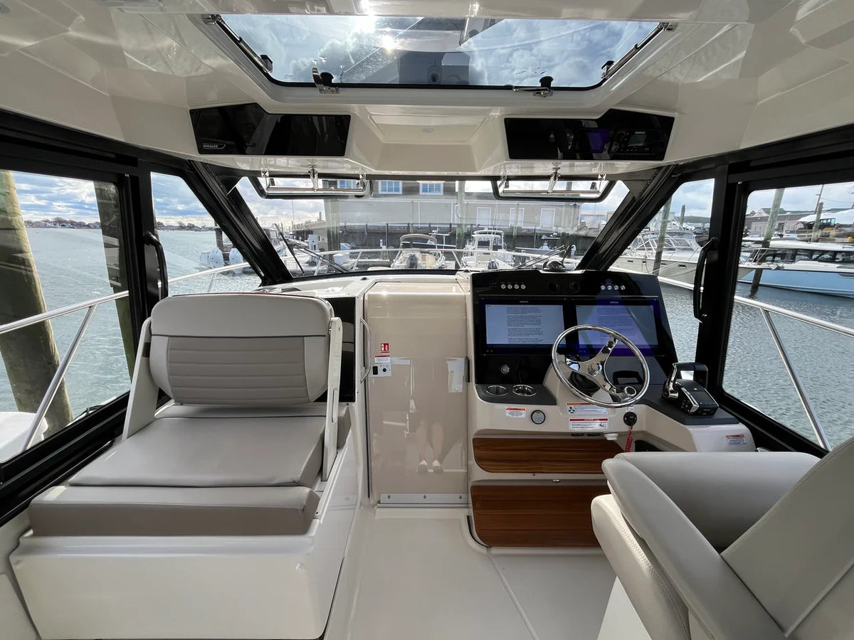 2026 Boston Whaler 365 Conquest 36.0 feet, Norwalk, Connecticut #22