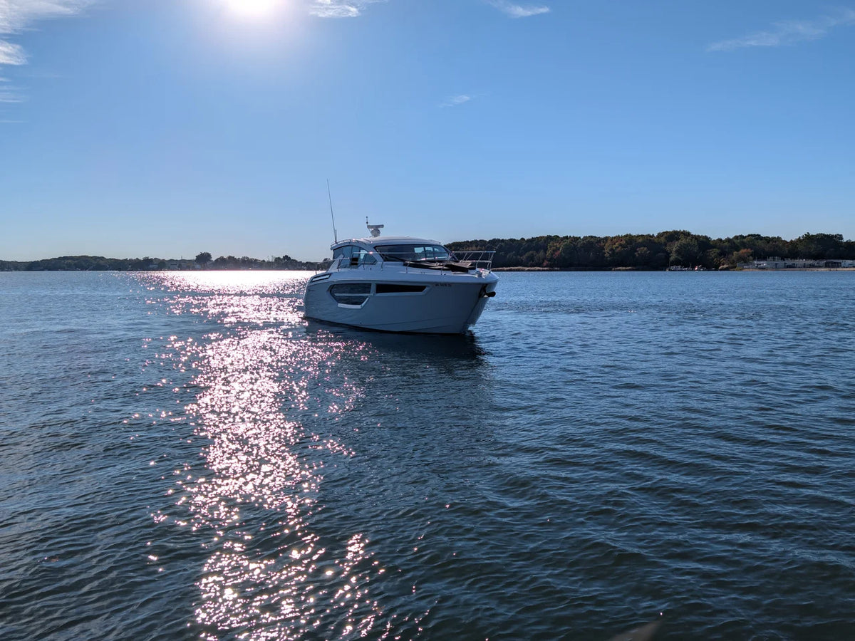 2025 Cruisers Yachts 42 CANTIUS 43.0 feet, Grasonville, MD #9
