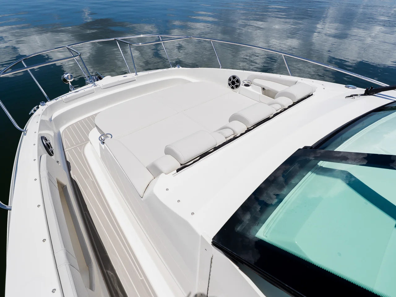 2027 Sea Ray Sundancer 320 Outboard 32.0 feet, Clearwater, Florida #63