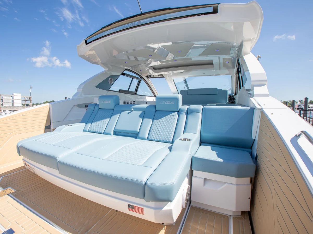 2027 Cruisers Yachts 42 GLS Outboard 42.0 feet, Brick Township, New Jersey #13