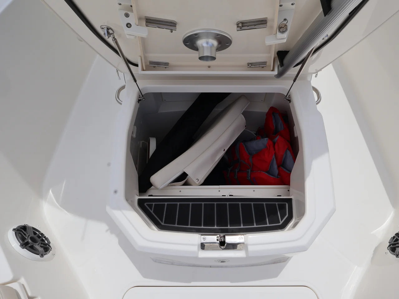 2023 Boston Whaler 280 Dauntless 28.0 feet, Naples, Florida #21