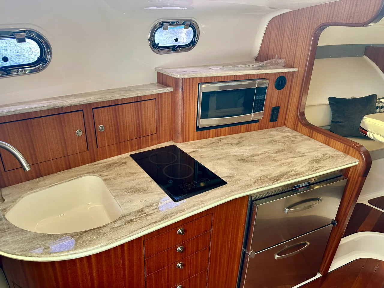 2017 Pursuit OS 385 OFFSHORE 39.0 feet, Fort Myers, Florida #44