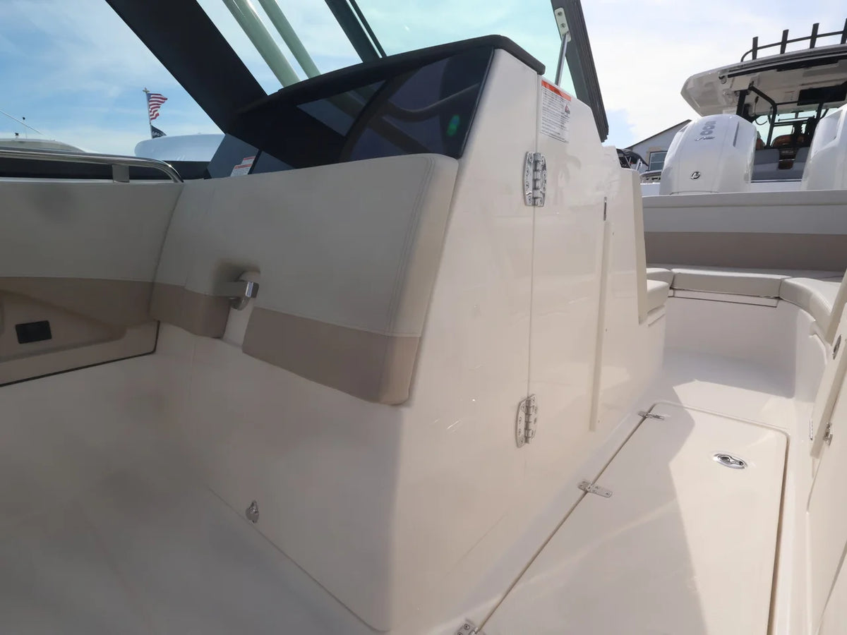 2027 Boston Whaler 240 Vantage 24.0 feet, Naples, Florida #26