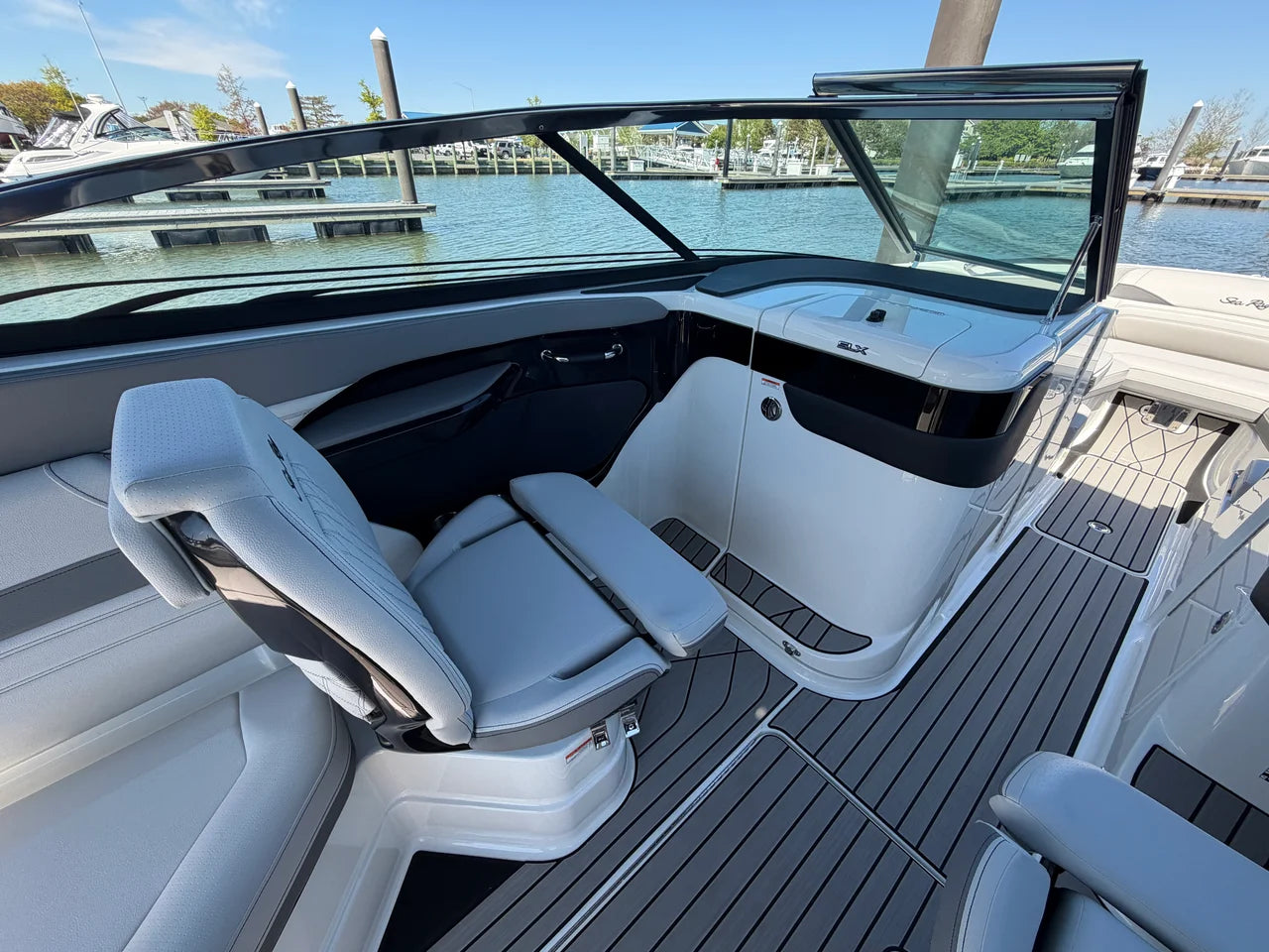 2026 Sea Ray SLX 280 Outboard 28.0 feet, Grasonville, Maryland #27