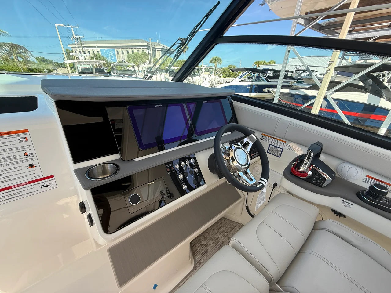2027 Sea Ray Sundancer 320 Outboard 32.0 feet, Sarasota, FL #11