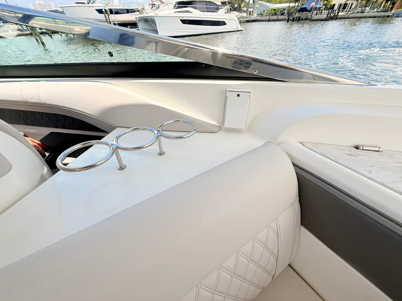 2026 Sea Ray SLX 310 Outboard 31.0 feet, St Petersburg, FL #47