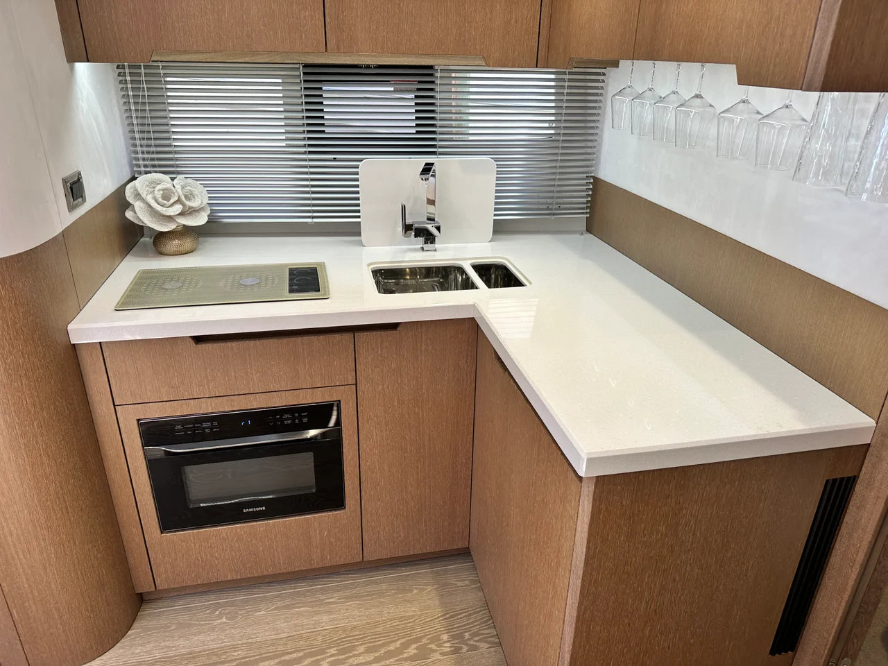 2019 Galeon 485 HTS 49.0 feet, Sarasota, FL #33