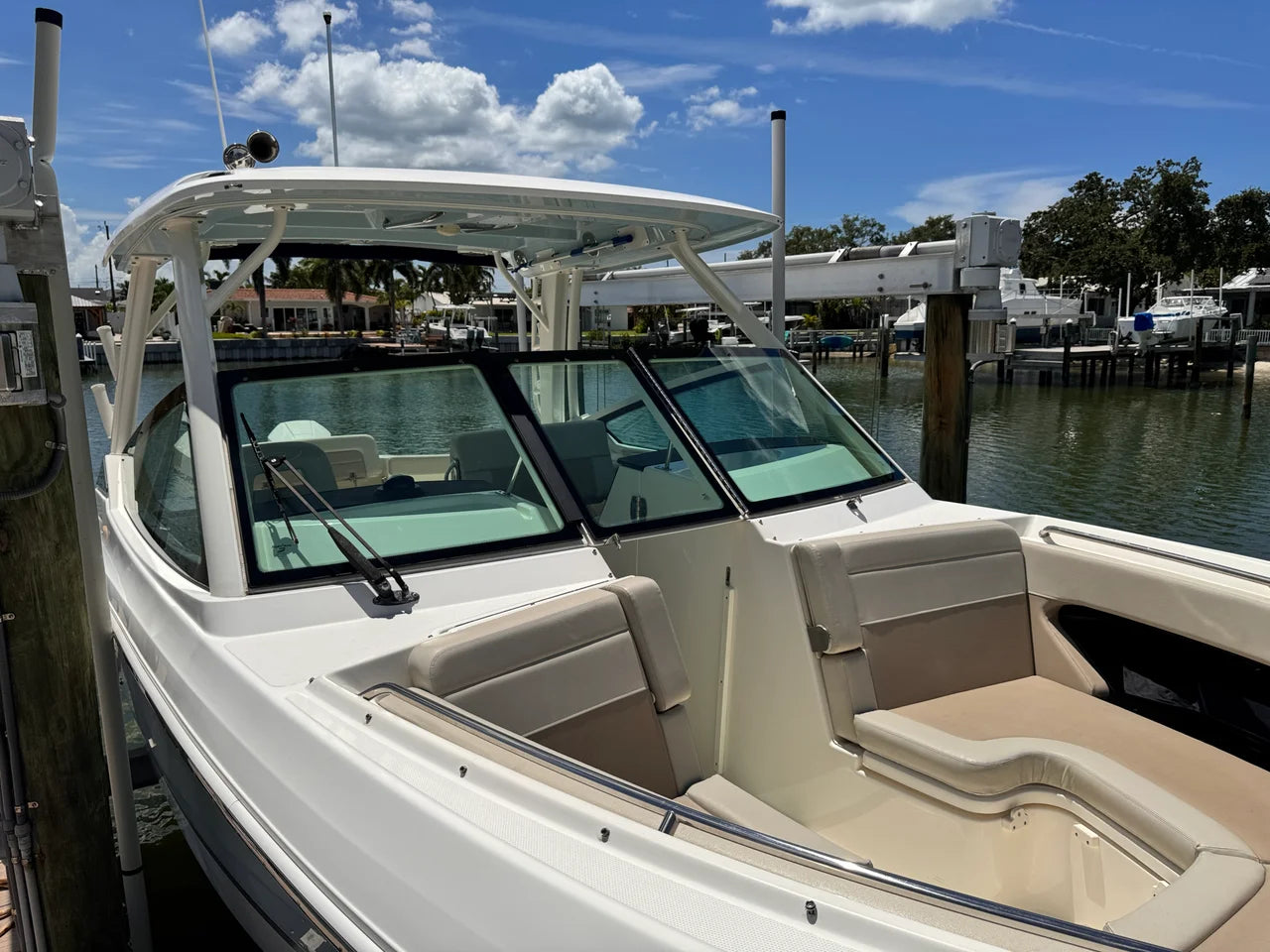 2022 Boston Whaler 280 VANTAGE 28.0 feet, St Petersburg, FL #38