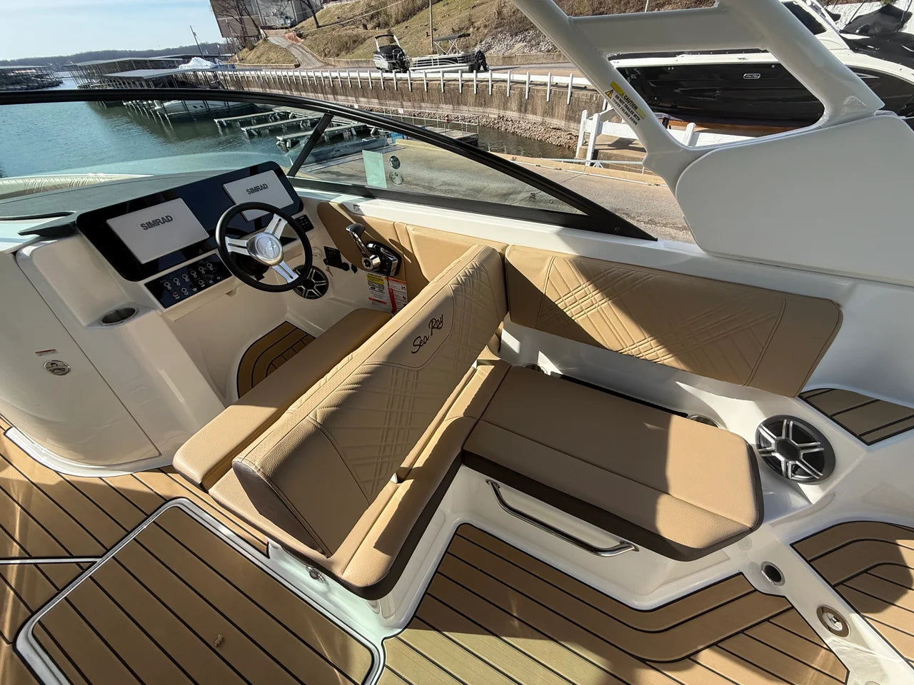 2026 Sea Ray SDX 250 Outboard 25.0 feet, Lake Ozark, Missouri #11