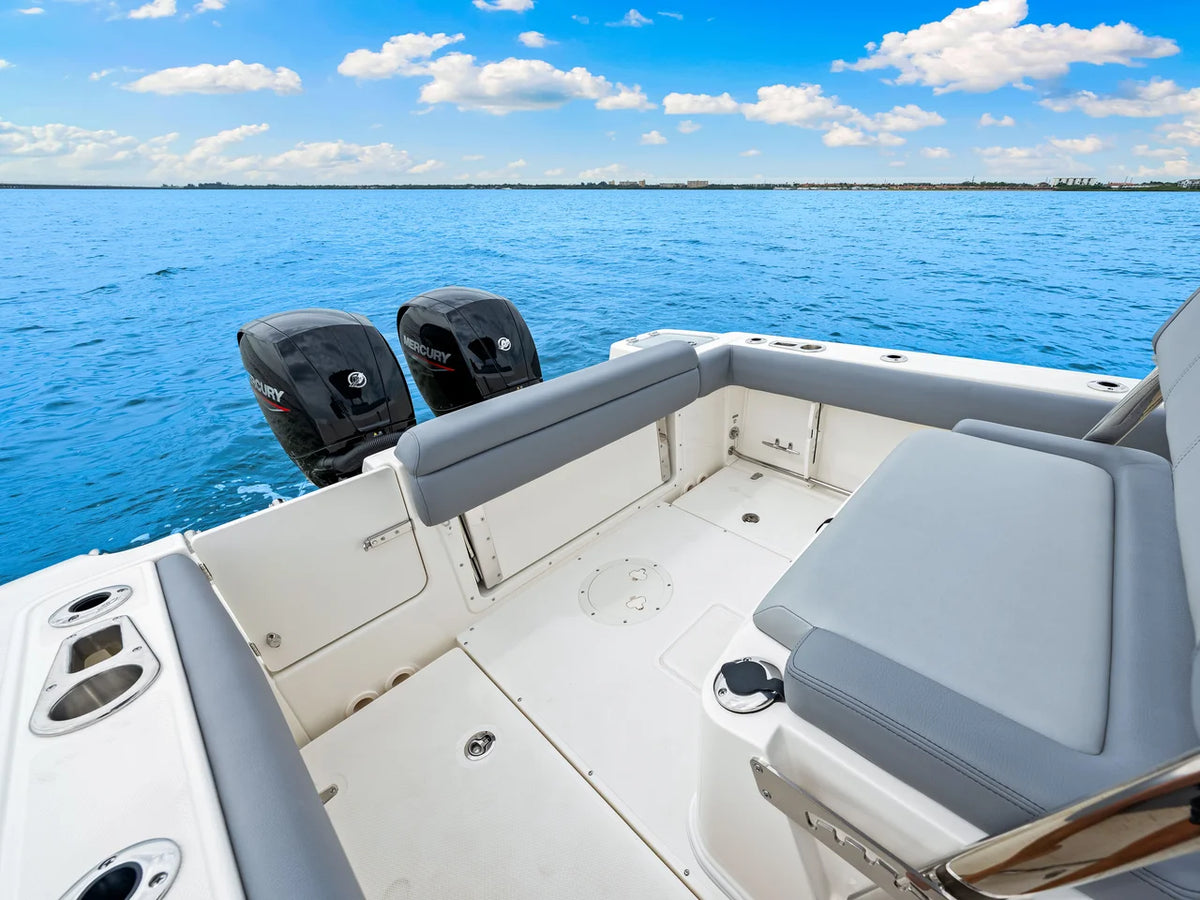 2025 Boston Whaler 230 Outrage 23.0 feet, Clearwater, Florida #45