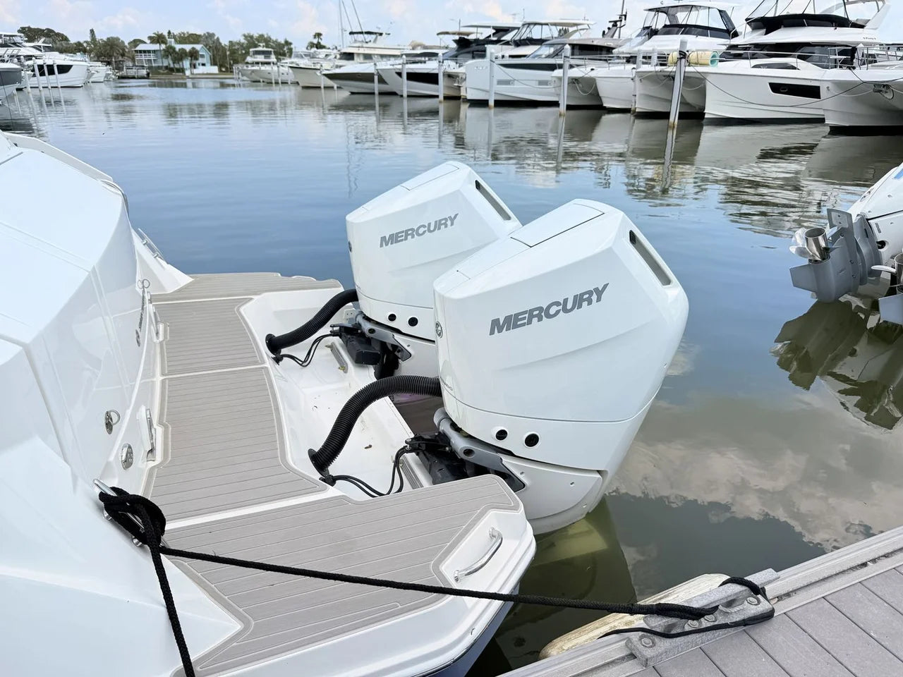 2026 Sea Ray Sundancer 320 Outboard 32.0 feet, Clearwater, Florida #85