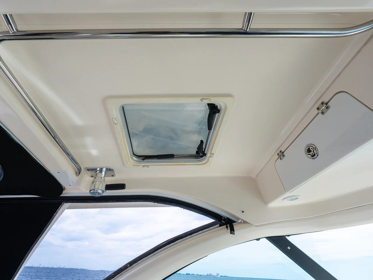 2012 Pursuit 345 OFFSHORE 36.0 feet, Coral Gables, FL #56