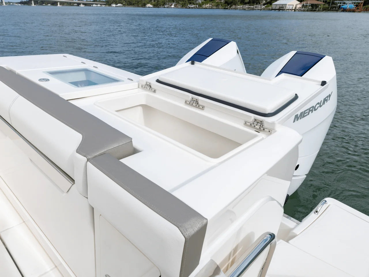 2025 Tiara Yachts LS 34 34.0 feet, Inuvik, Northwest Territories #42