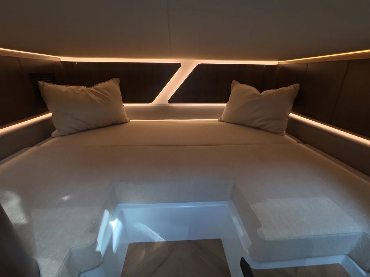 2027 Galeon 335 GTO 33.0 feet, Somers Point, New Jersey #21