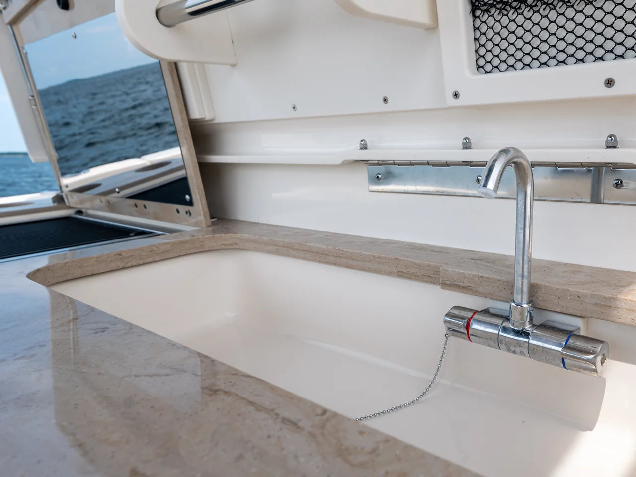 2027 Boston Whaler 380 Outrage 38.0 feet, Pensacola, Florida #48