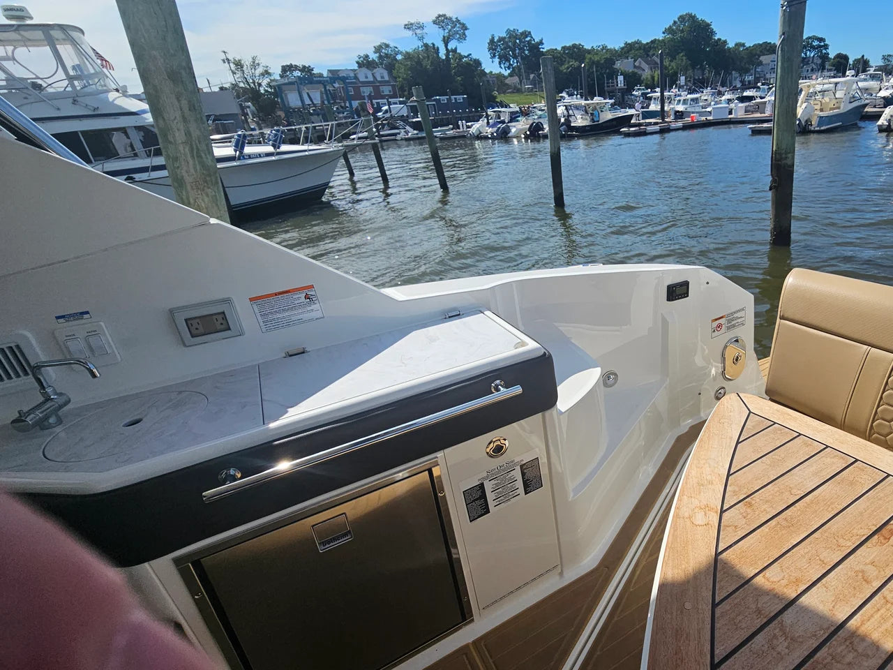 2026 Sea Ray 320 SUNDANCER COUPE OB 32.0 feet, Brick Township, New Jersey #12