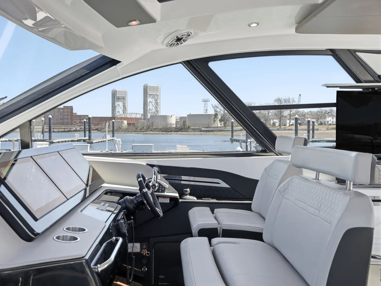 2026 Cruisers Yachts 50GLS OB 50.0 feet, Quincy, MA #25