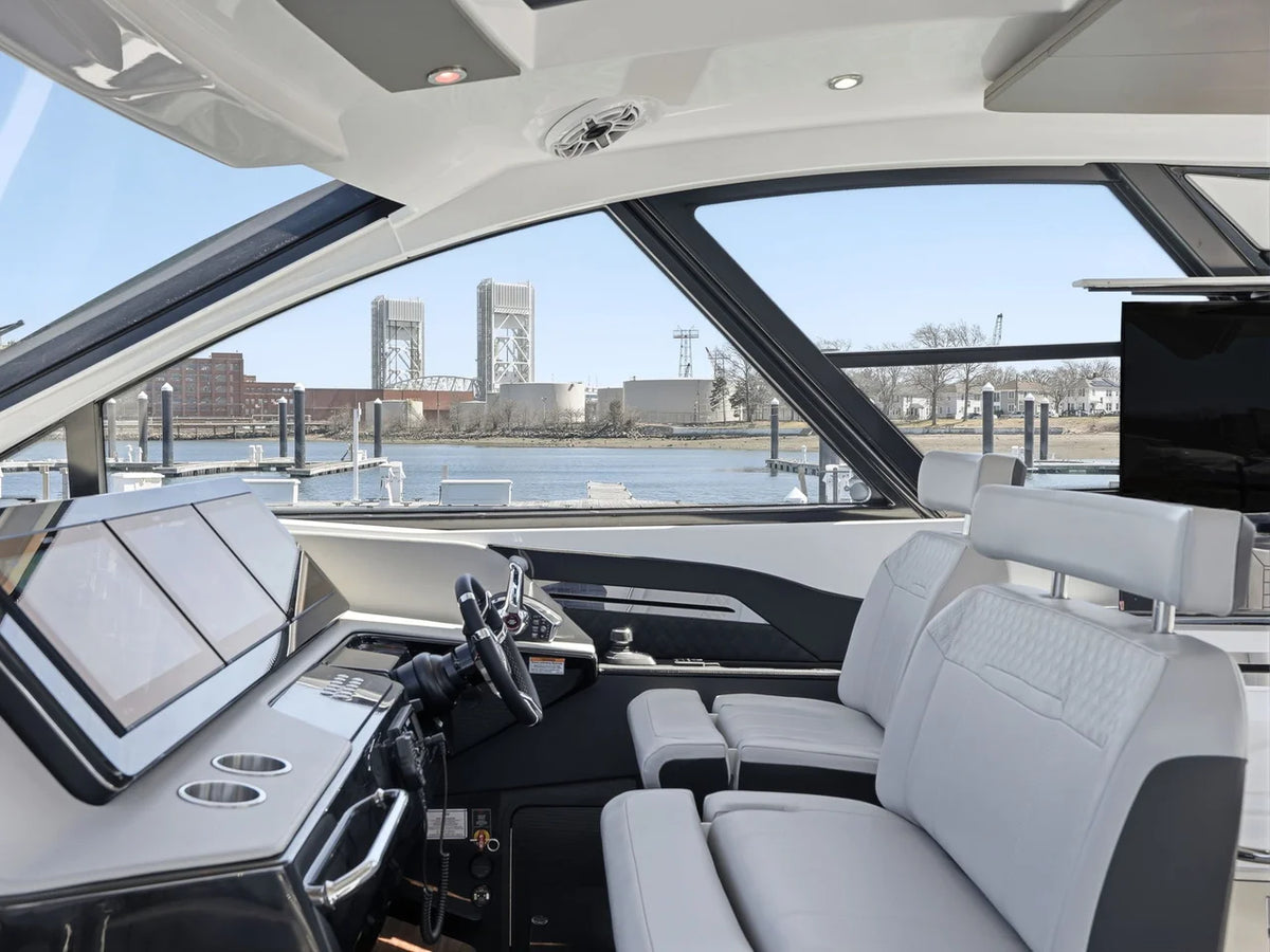 2026 Cruisers Yachts 50GLS OB 50.0 feet, Quincy, MA #25