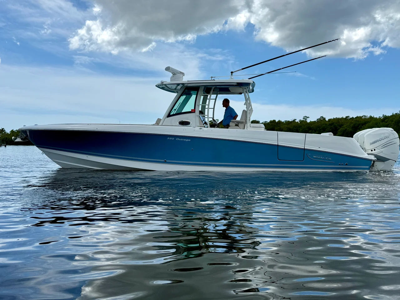 2022 Boston Whaler 350 OUTRAGE 35.0 feet, Fort Myers, FL #2