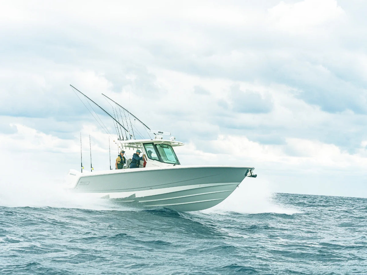 2027 Boston Whaler 330 Outrage 33.0 feet, St Petersburg, FL #1