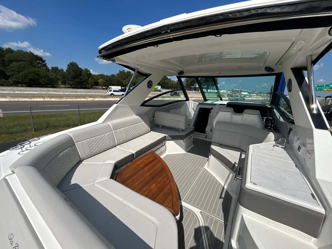 2027 Sea Ray Sundancer 320 32.0 feet, Greenville, SC #14