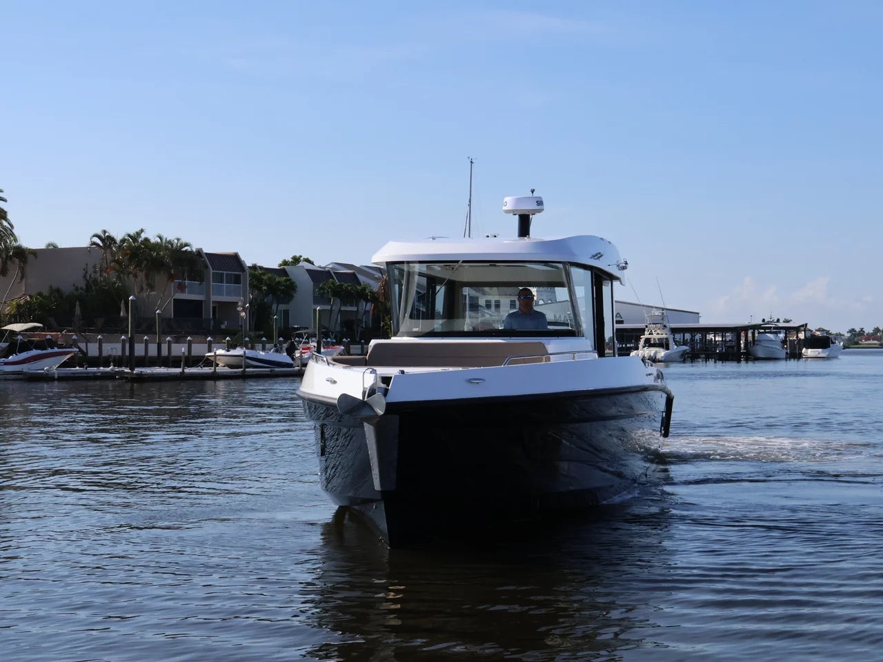 2026 Cruisers Yachts 38 VTR EC 38.0 feet, Naples, Florida #3
