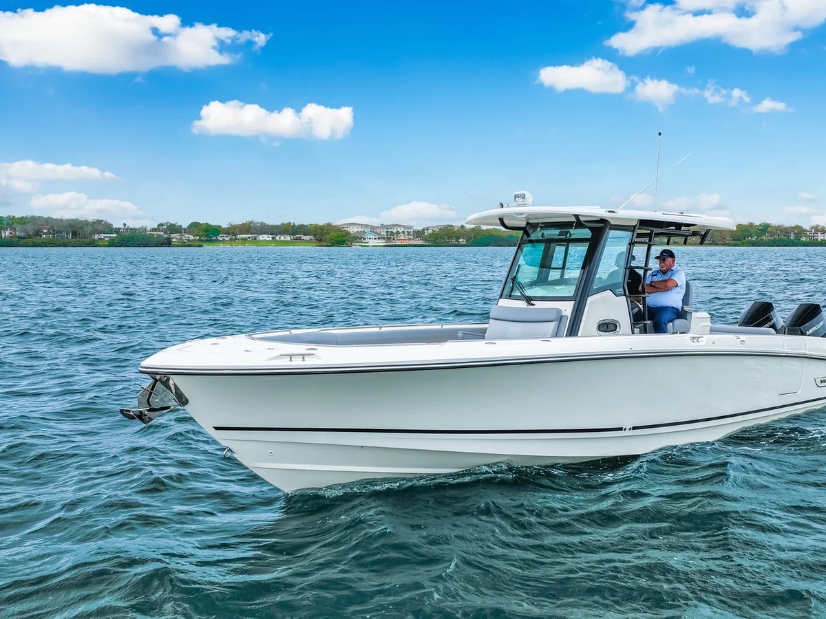 2026 Boston Whaler 330 Outrage 33.0 feet, Clearwater, Florida #14
