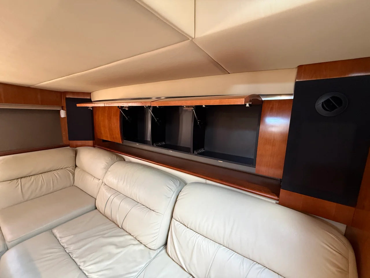 2007 Cruisers Yachts 420 EXPRESS 42.0 feet, Lewisville, TX #52