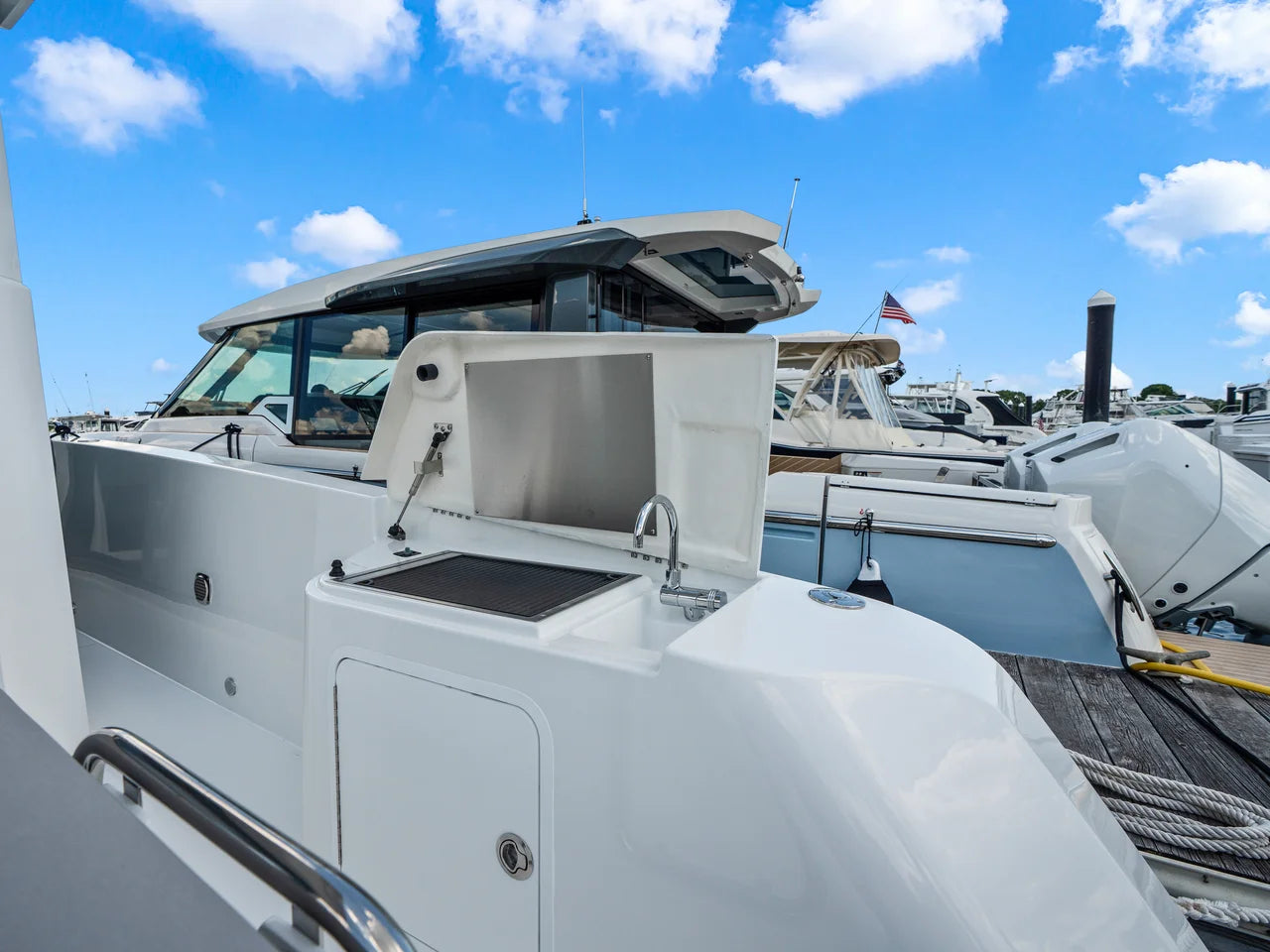 2026 Cruisers Yachts 38 VTR EC 38.0 feet, Quincy, MA #15