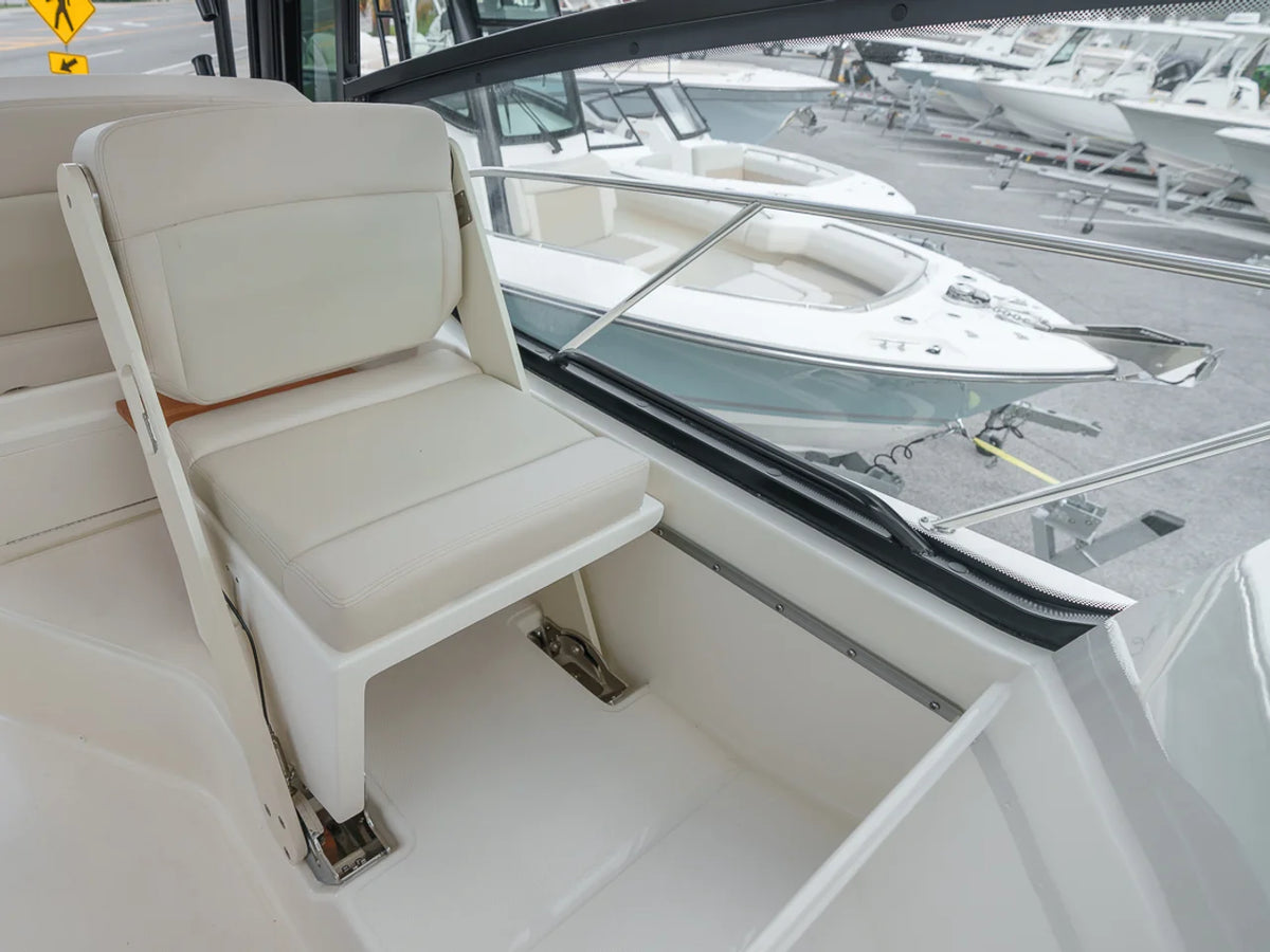 2026 Boston Whaler 325 Conquest 32.0 feet, Fort Walton Beach, Florida #45