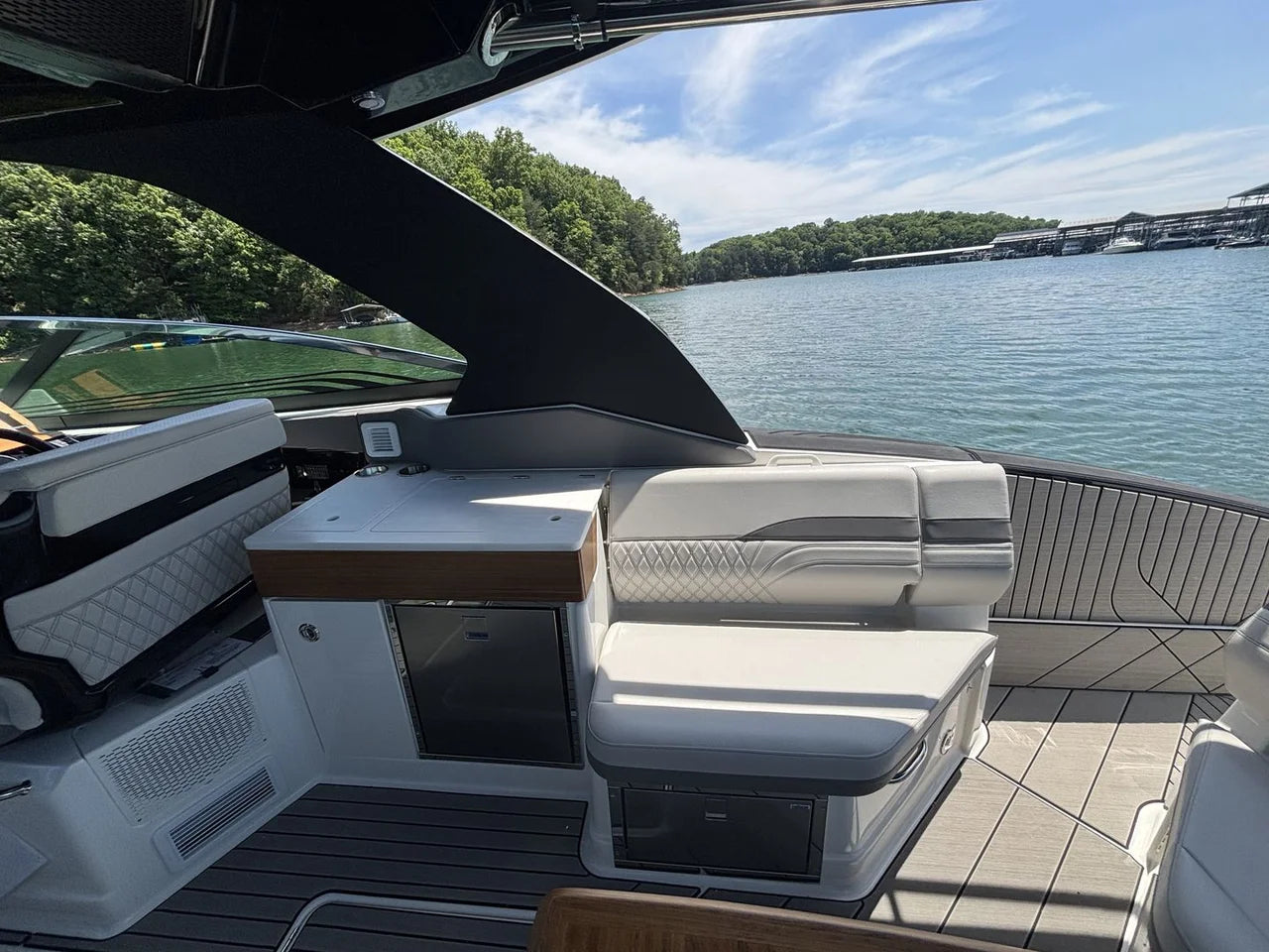 2026 Sea Ray SLX 360 OUTBOARD 36.0 feet, Westbrook, Connecticut #11