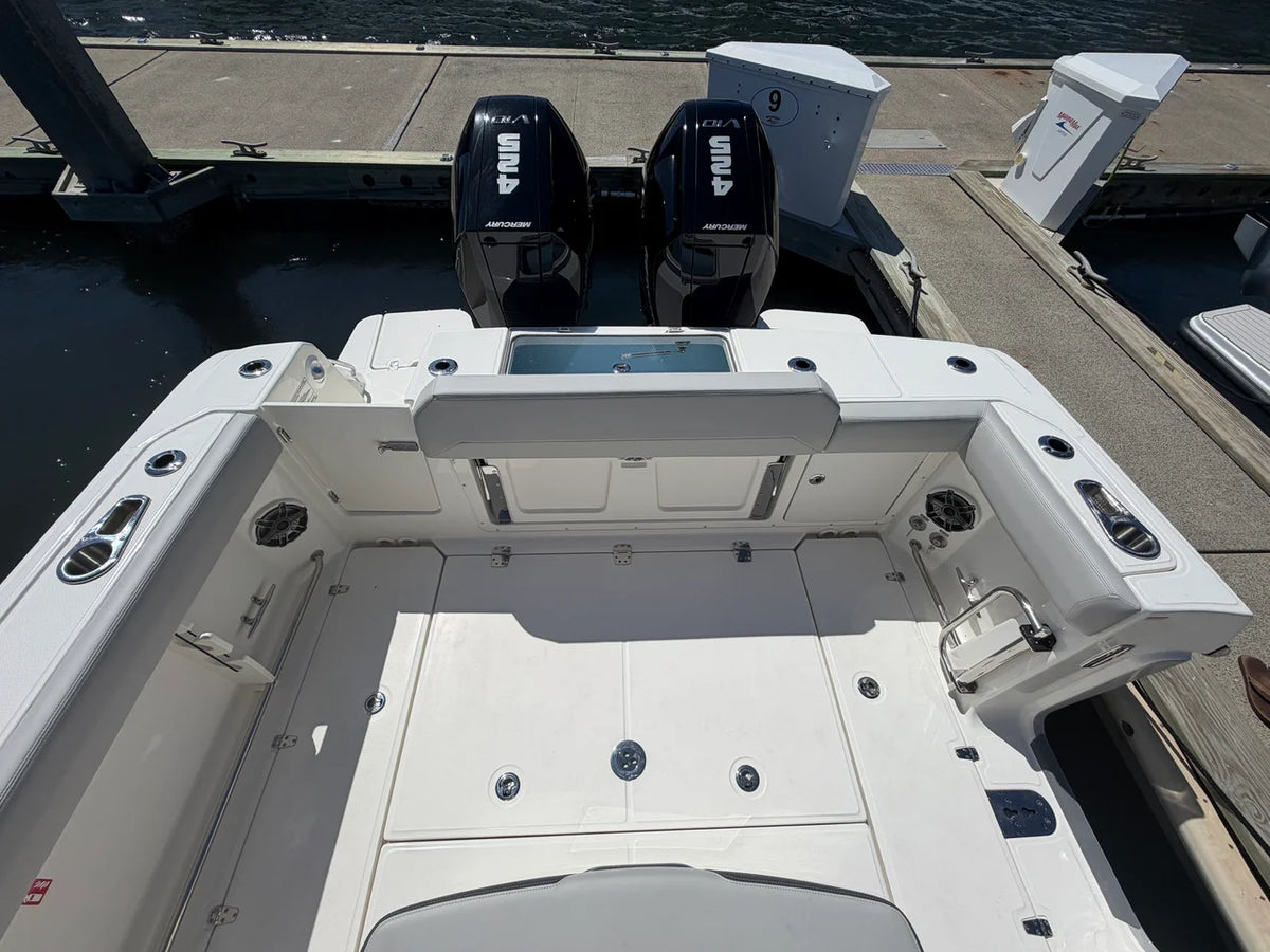 2026 Boston Whaler 330 Outrage 33.0 feet, Jupiter, Florida #19