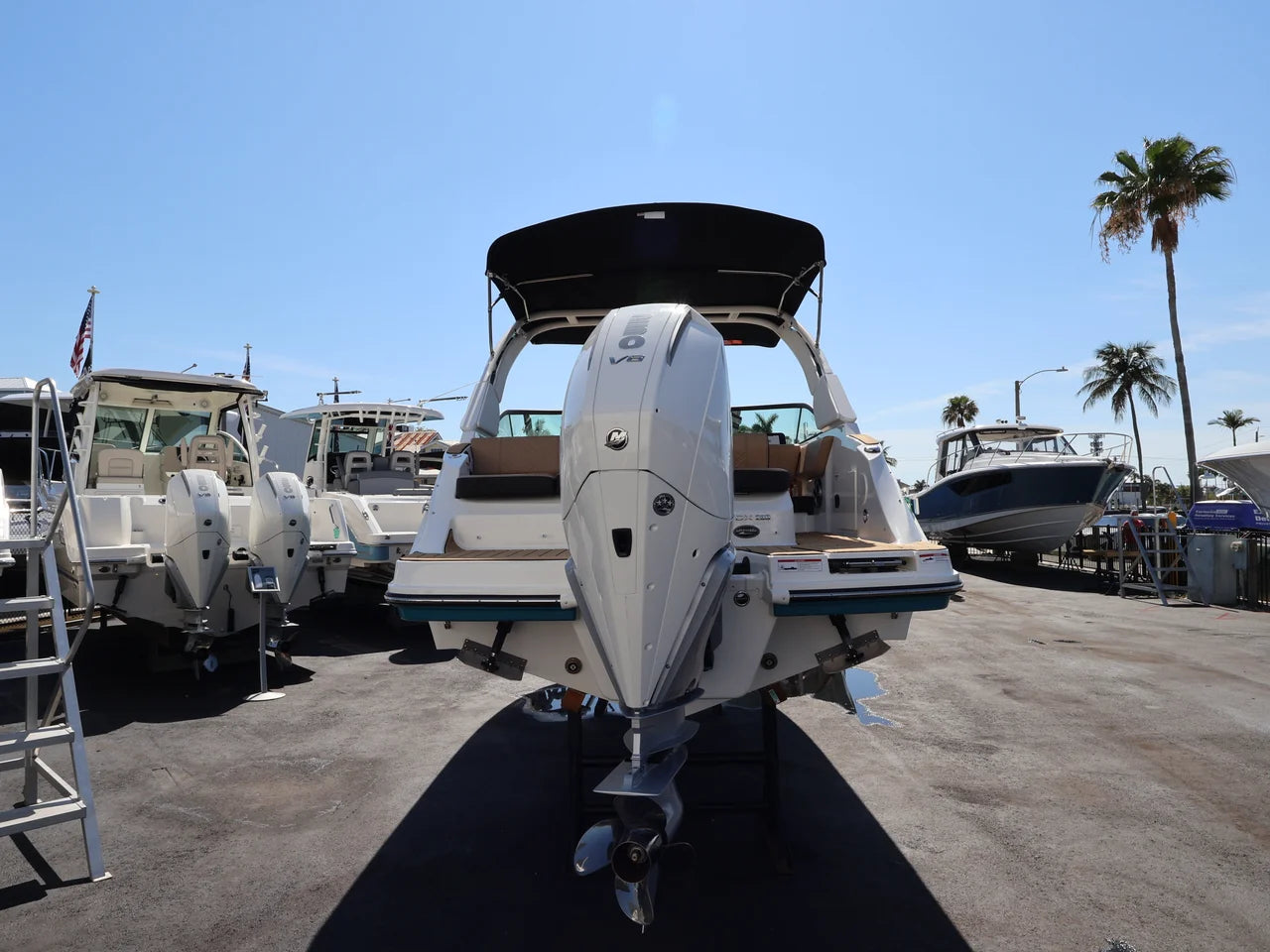2026 Sea Ray SDX 230 Outboard 23.0 feet, Naples, Florida #3