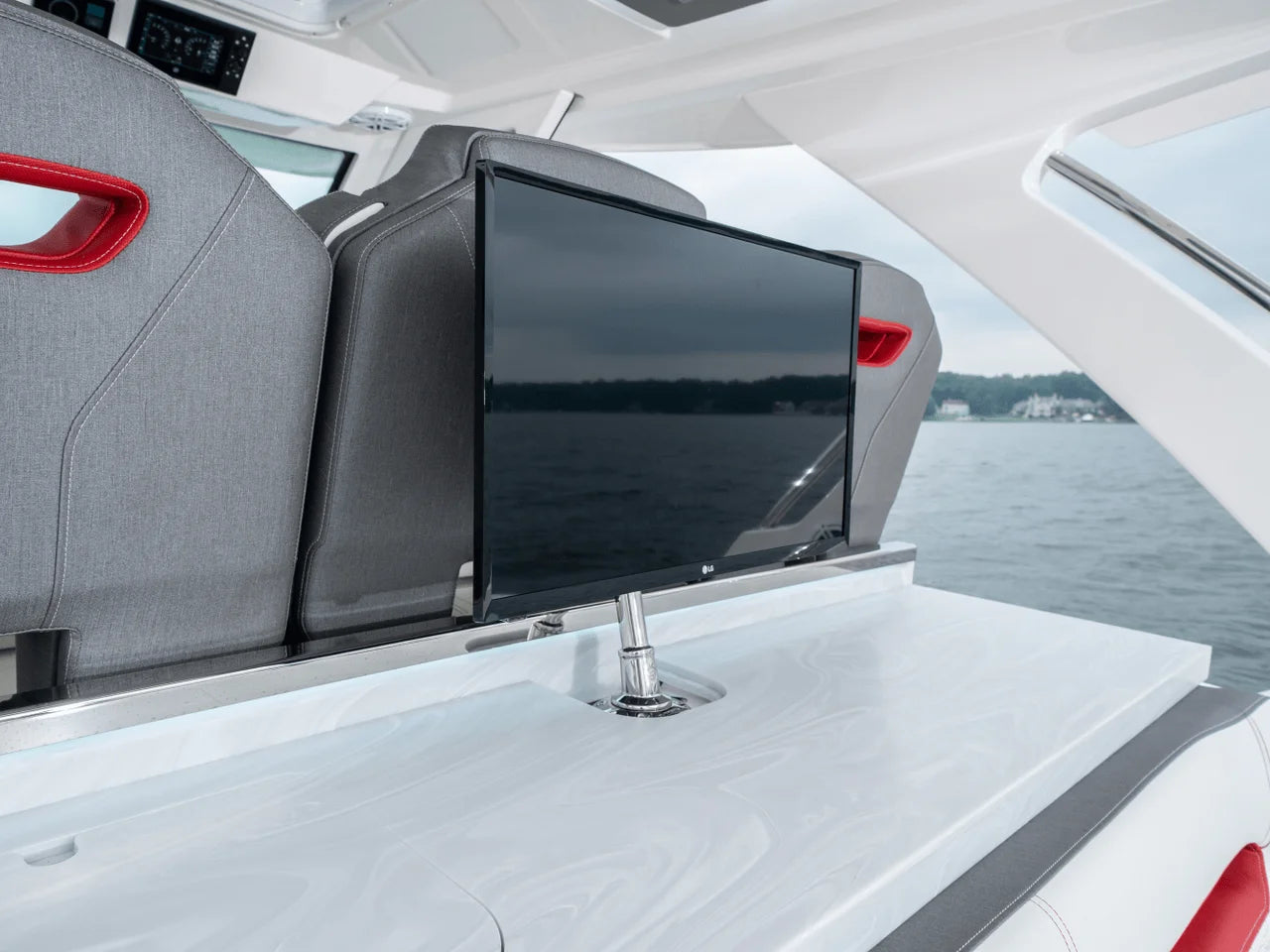2025 Tiara Yachts LS 34 34.0 feet, Inuvik, Northwest Territories #73