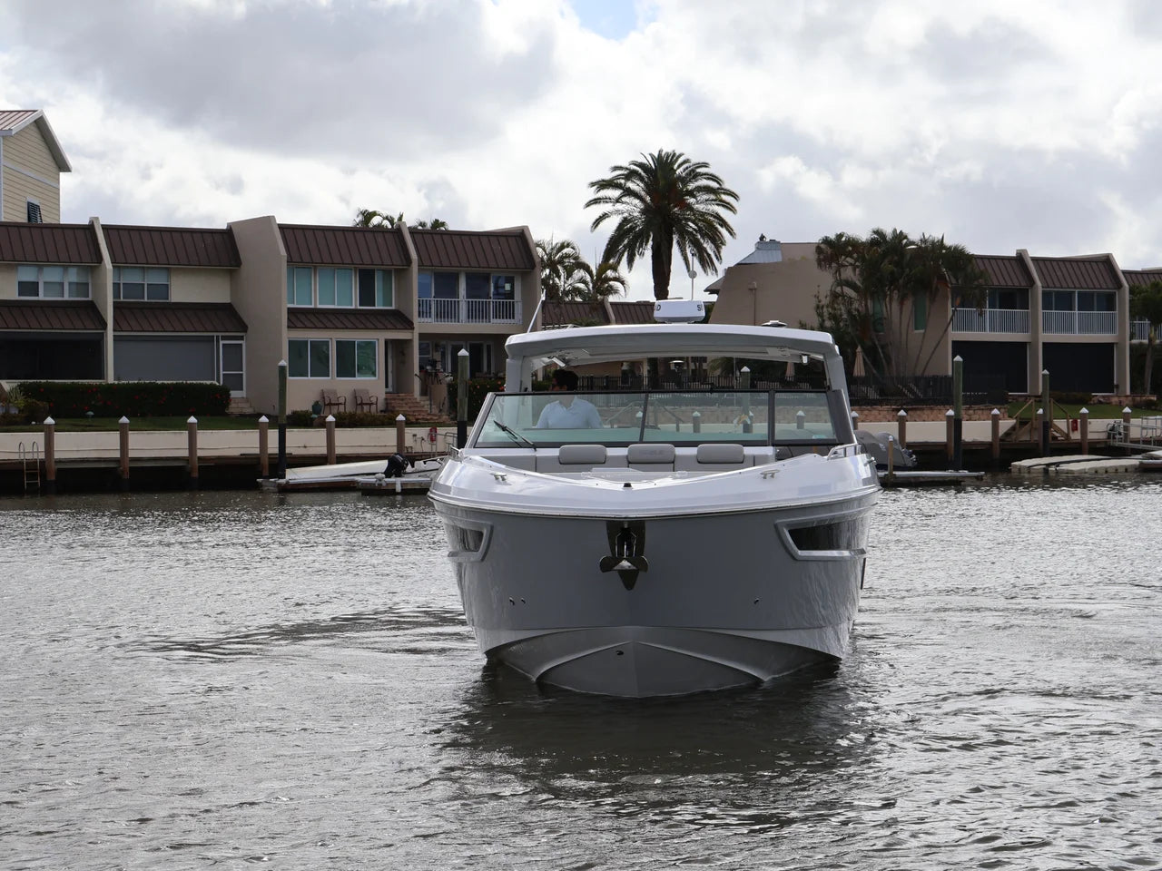 2026 Cruisers Yachts 38 GLS Outboard 38.0 feet, Naples, Florida #11